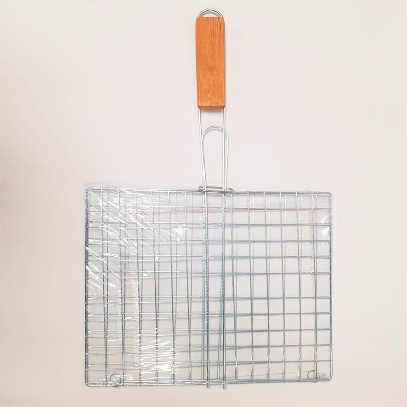 Metal BBQ Grilling Basketwith Wooden Handle Meat Fish Roasting Tool Kitchen 22 x 28 cm