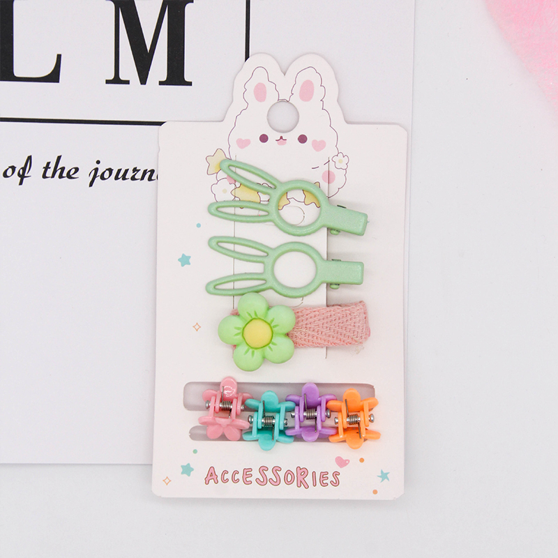 Assorted Designs Hair Accessories Clips Women Hair Clips Random Colours