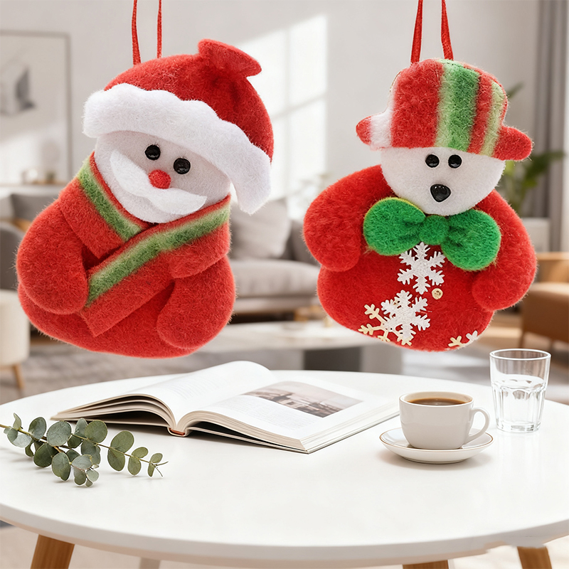 Assorted Designs 13 cm Christmas Tree Felt Decoration Xmas Gifts Random sent