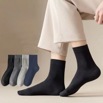 1 Pair Men Socks Breathable Cozy Fall Winter Socks for Men One Size 6-11 UK Random Color