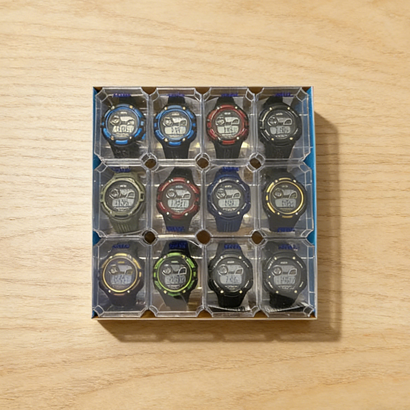 Kids Watch Digital Watch Water Resistant Watch Plastic Watch for Boys Gifts Random Color