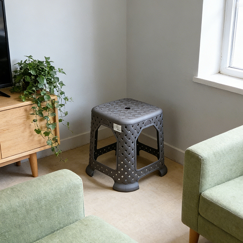 Plastic Rattan Stool Small Modern Minimalist Backless Stools 26 x 26 x 32cm Random Colours