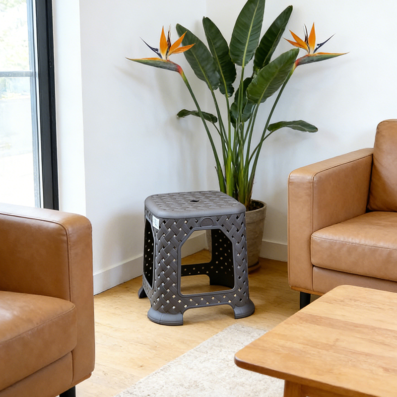 Plastic Rattan Stool Small Modern Minimalist Backless Stools 26 x 26 x 32cm Random Colours