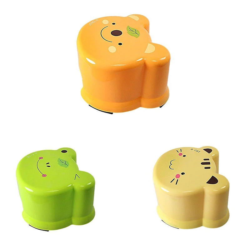 Animal Cartoon Stool Mini Bench Plastic Footstool for Kids 12cm x 18cm andom Colour Home