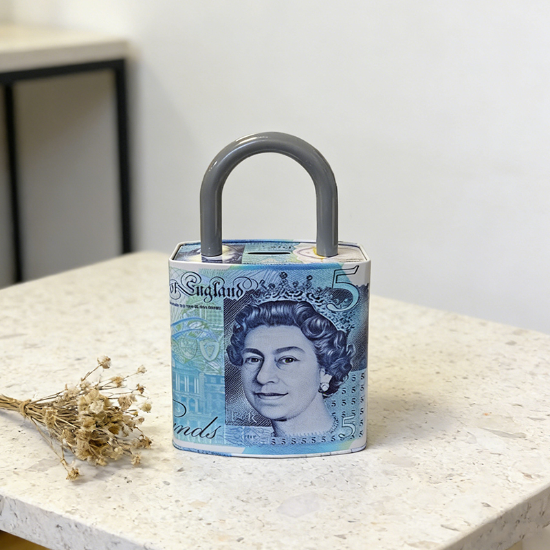 Queen Elizabeth Money Tin Box Piggy Bank Box 16.5 x 9.5 x 26.5cm Random Sent