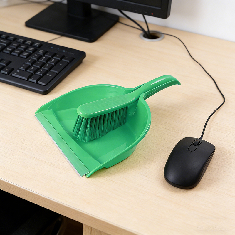Dustpan and Brush Set Clips Together Compact Storage Plastic Dustpan Brush Set Random Colours