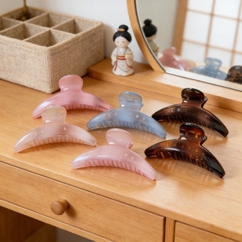 Hair Jaw Clips Plastic Hair Claw Clip 10cm Medium Hair Claw Clips Random Color