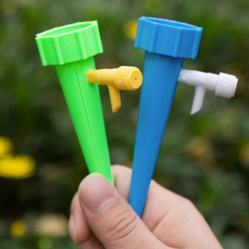 10pcs/Pack Automatic Plant Self Watering Spikes for Garden Home Flower Drip Waterer Tool - Green