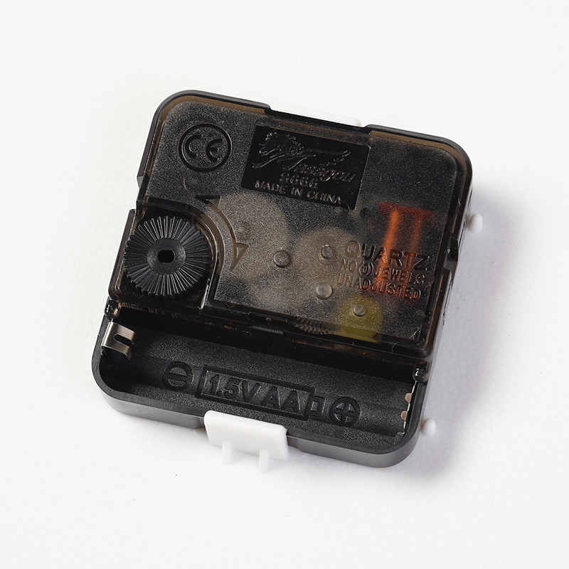 Quartz Basic Wall Clock Round Vintage Analogue Clocks for Home Kitchen Bedroom 20 cm Red