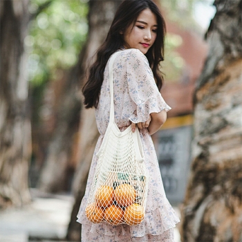 Mesh Net Bag String Shopping Bag Reusable Fruit Vegetables Storage Handbag - White