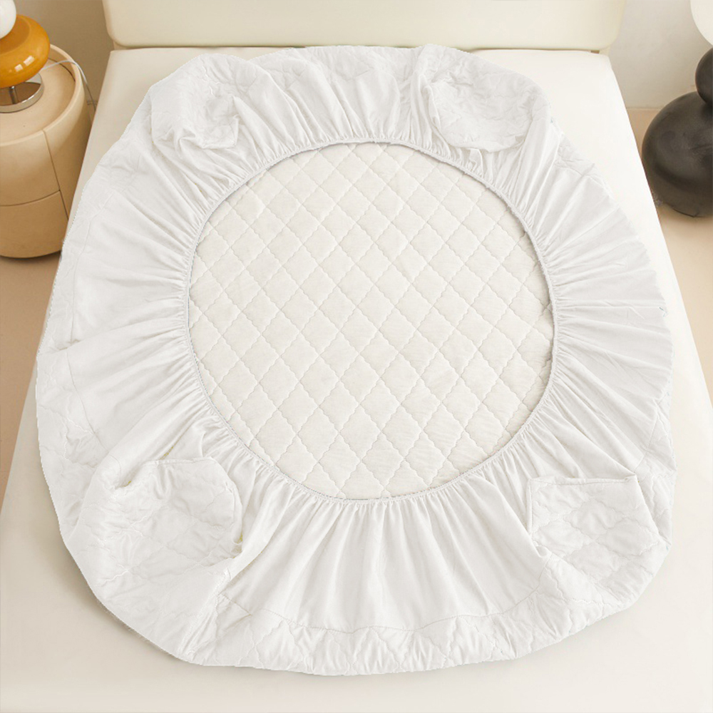 Double Bed Waterproof Mattress Protector Hypoallergenic Breathable Mattress Encasement Comfort