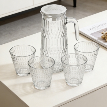 700mL Water Jug with 4 Cups Set Pitcher Jug with Lid for Hot Cold Water Ice Tea Coffee Milk Juice