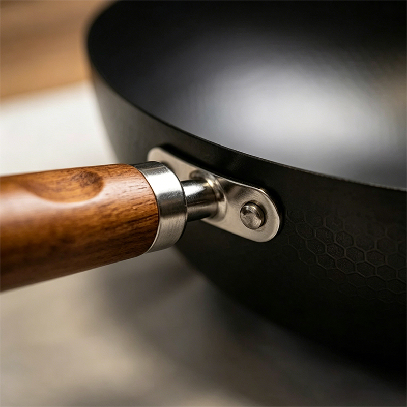 Refined Iron Wok 32cm with Wood handle Non Stick Wok