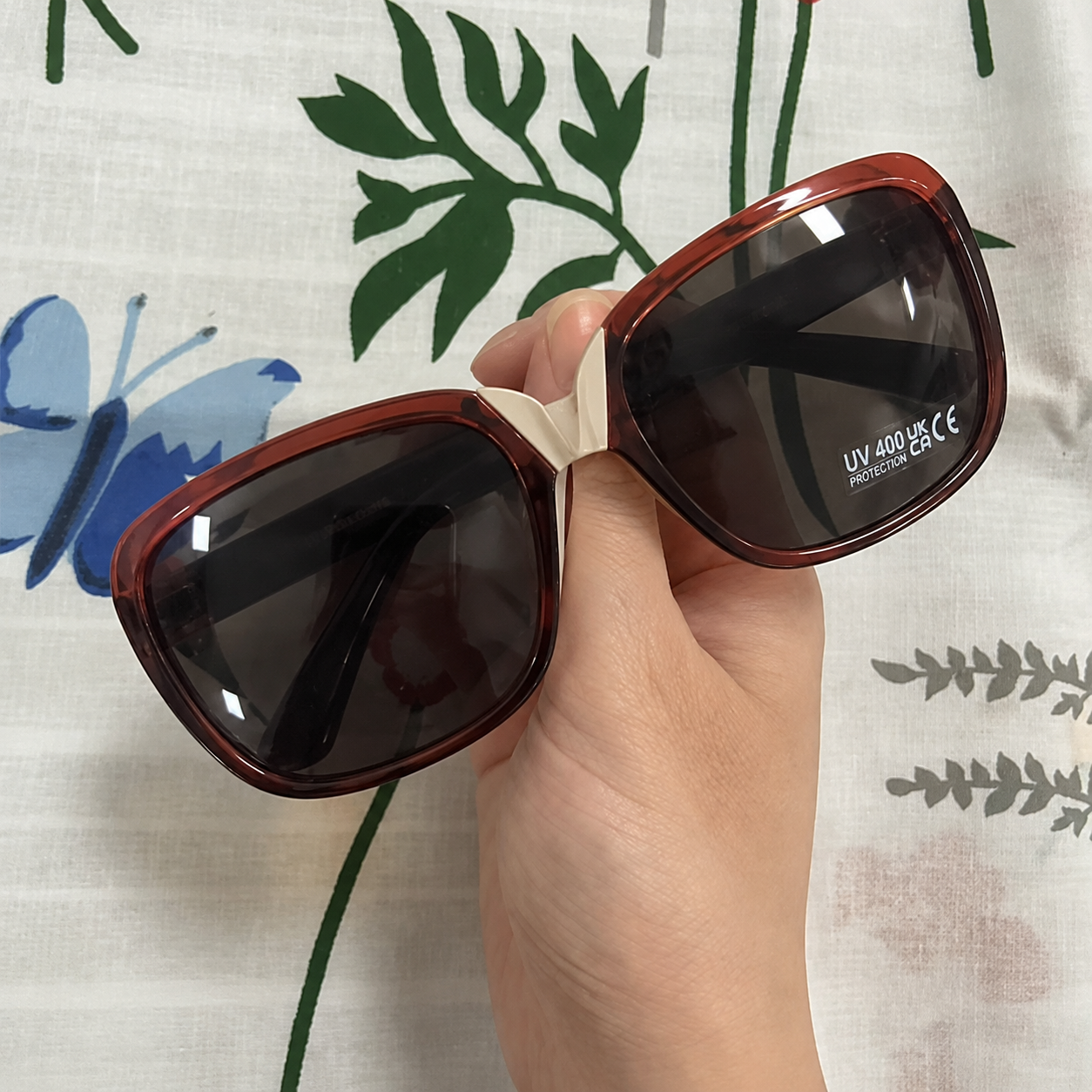 Stylish Ladies Sunglasses Tortoise Shell Design Sun Shades