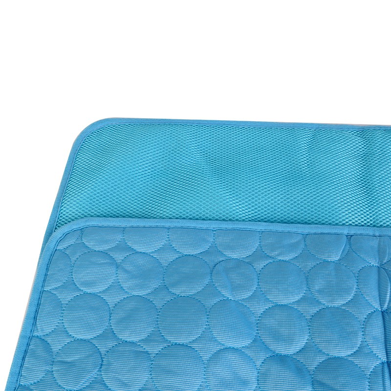 Pet Cooling Mat for Summer Heat Relief Pad for Dogs Cats 100x70cm XL Blue