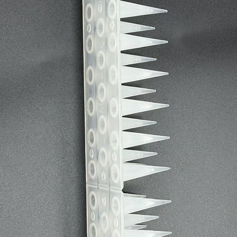 12 pcs Clear Palstic Anti Bird Spike Scarer Deterrent Pigeon Repellent with 3.cm Long Spikes