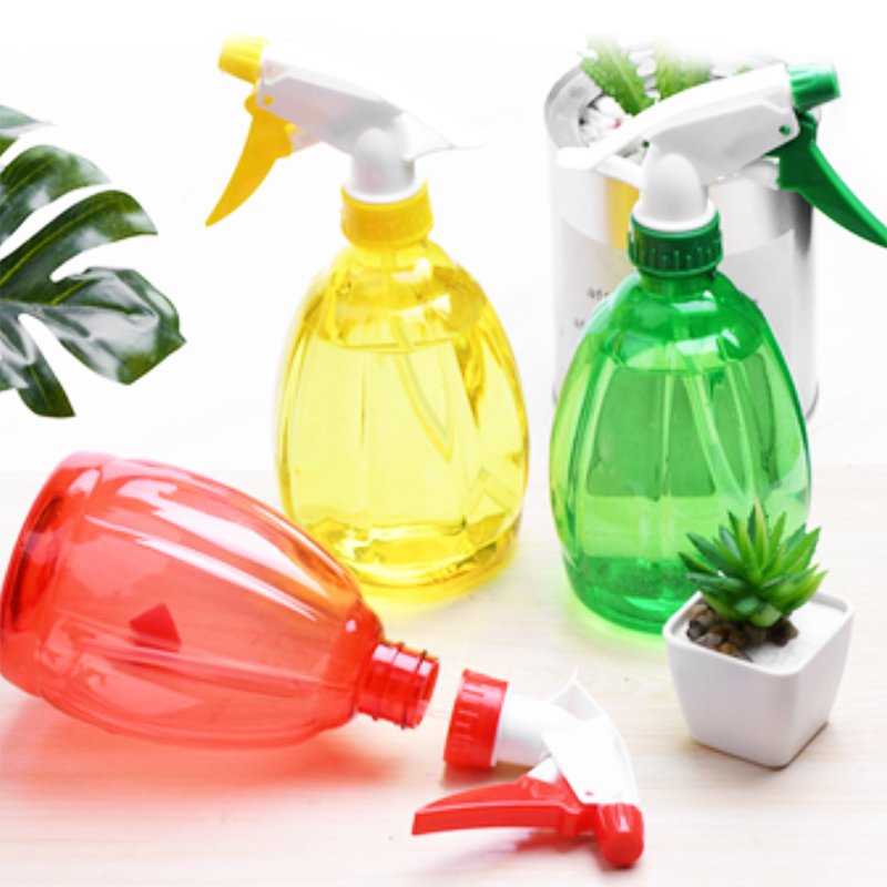 500 ml Plastic Spray Bottle for Plant Barber 13 cm Random Colours