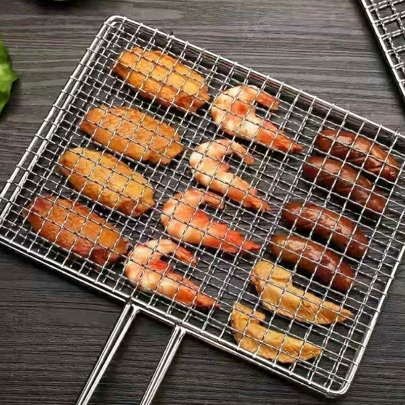 Metal BBQ Grilling Basketwith Wooden Handle Meat Fish Roasting Tool Kitchen 22 x 28 cm
